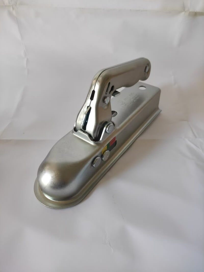 Trailer coupler head protective cover red and blue